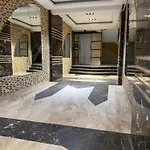 شقه فندقيه بالمهندسين 3 غرف و 3 حمام